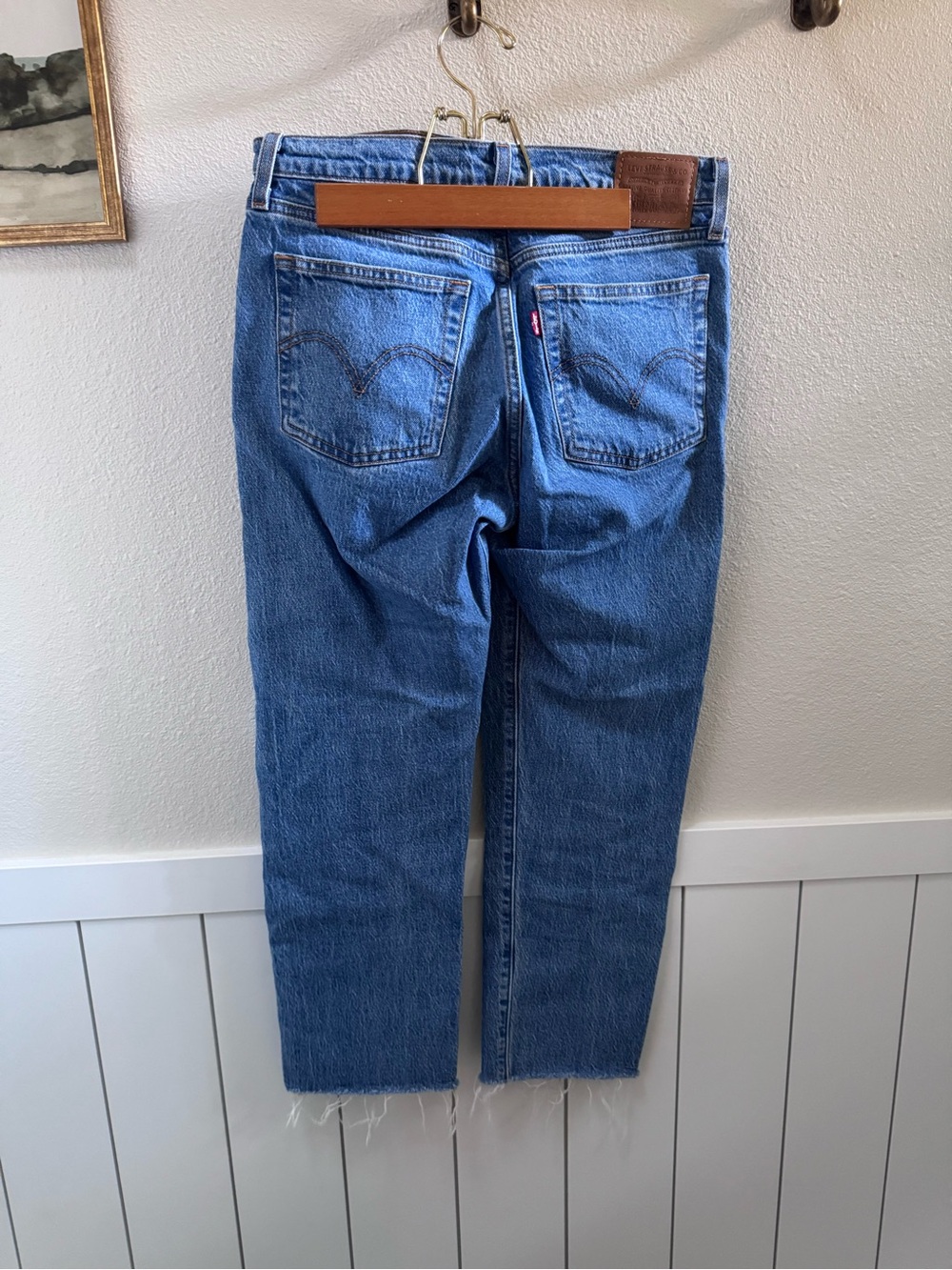 Levi's Women’s Wedgie Straight Cropped Jeans in Medium Blue Denim